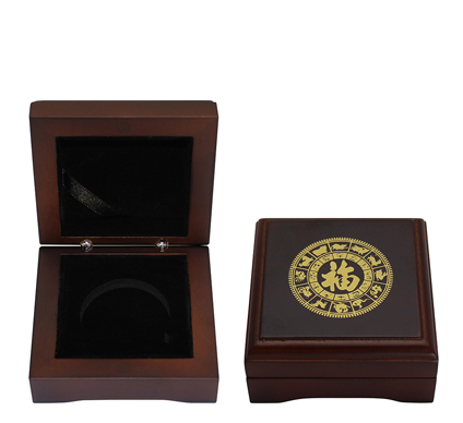 Dřevěná krabička pro 1 oz minci Lunární série III.